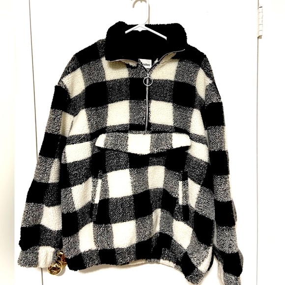 Bluenotes Checkered Sweater - Picture 1 of 2